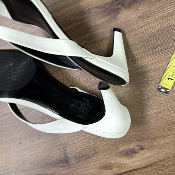 Sandals - Picture 10 of 11